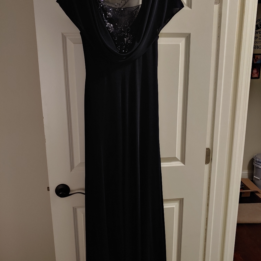 Prom/Formal Gown - Picture 3 of 5